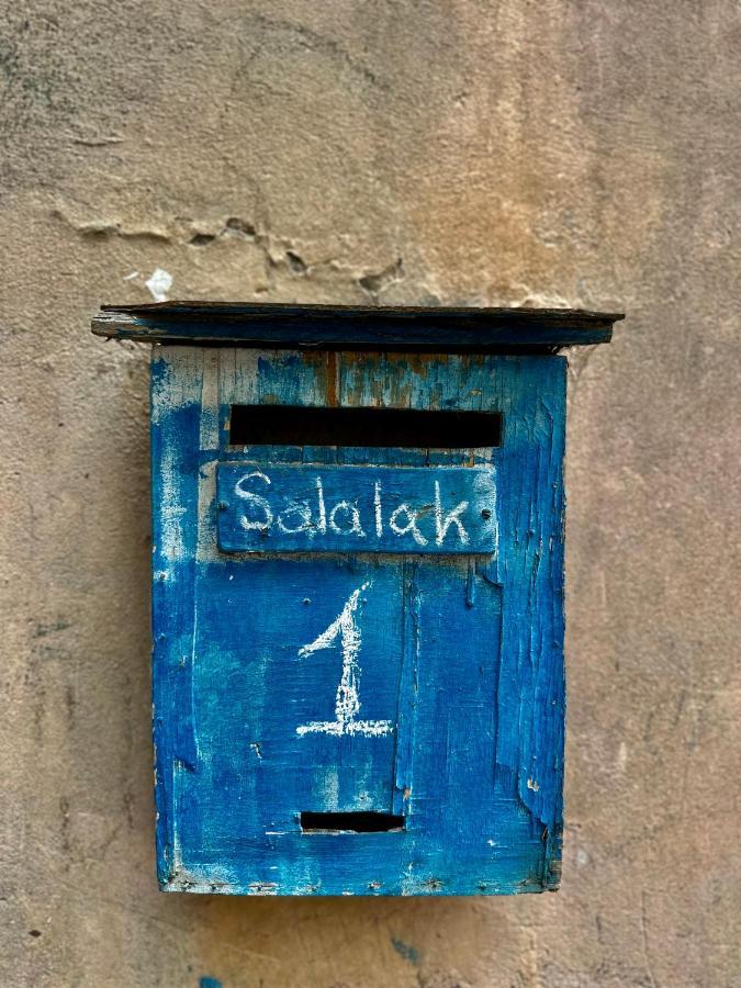 Salalak Lägenhet Tbilisi Exteriör bild