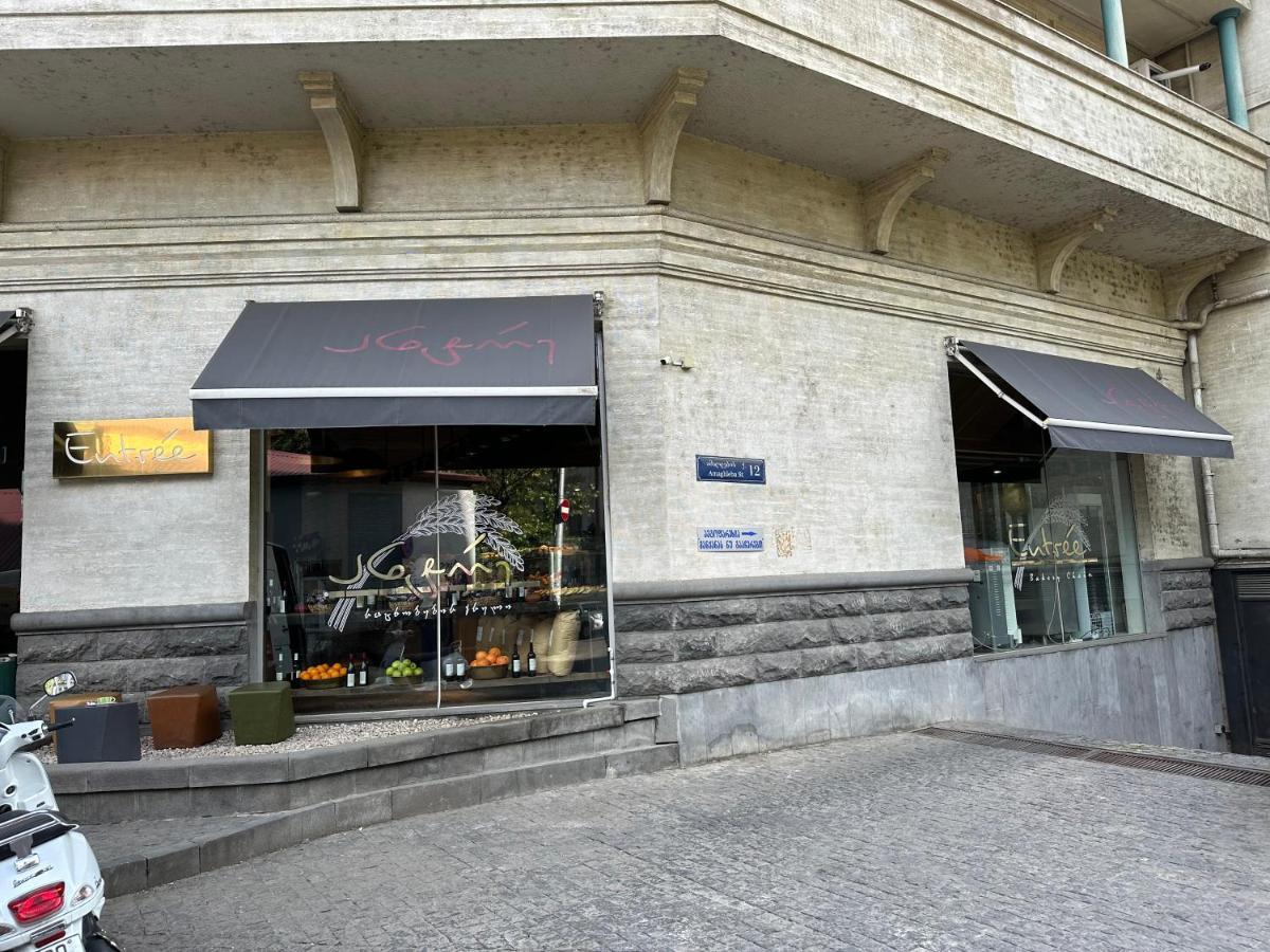 Salalak Lägenhet Tbilisi Exteriör bild